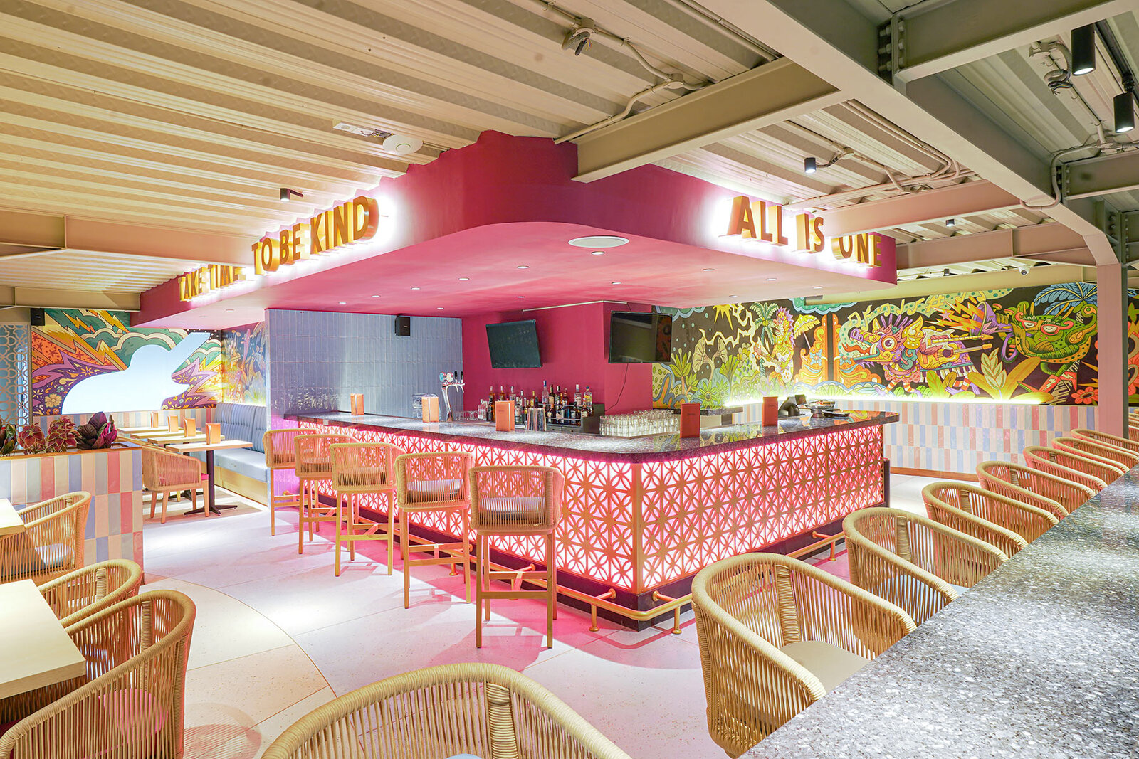 hard rock cafe bali airport