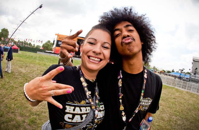 DO YOU WANT TO JOIN A TEAM THAT TRULY ROCKS?