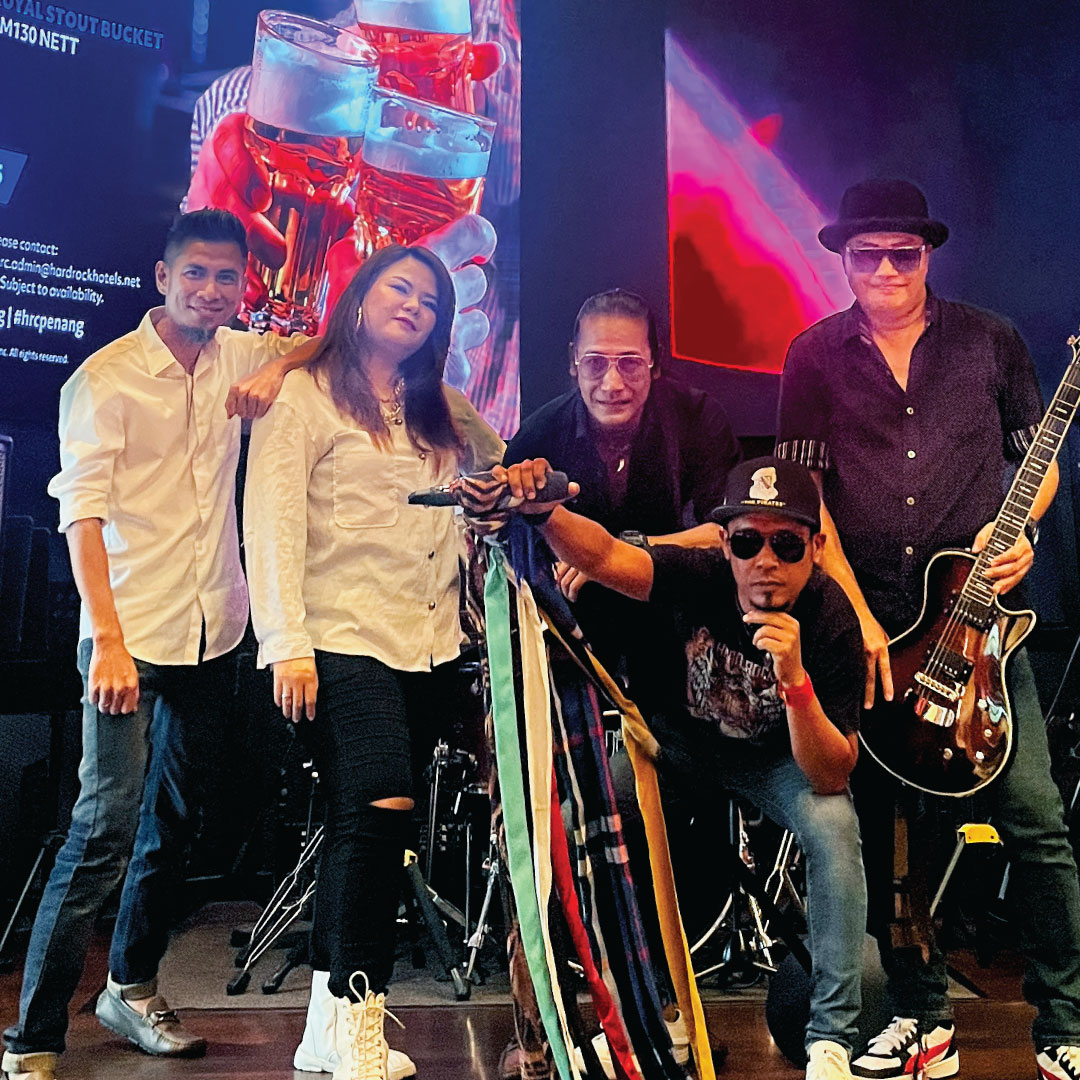 Live Music by Superfrenz